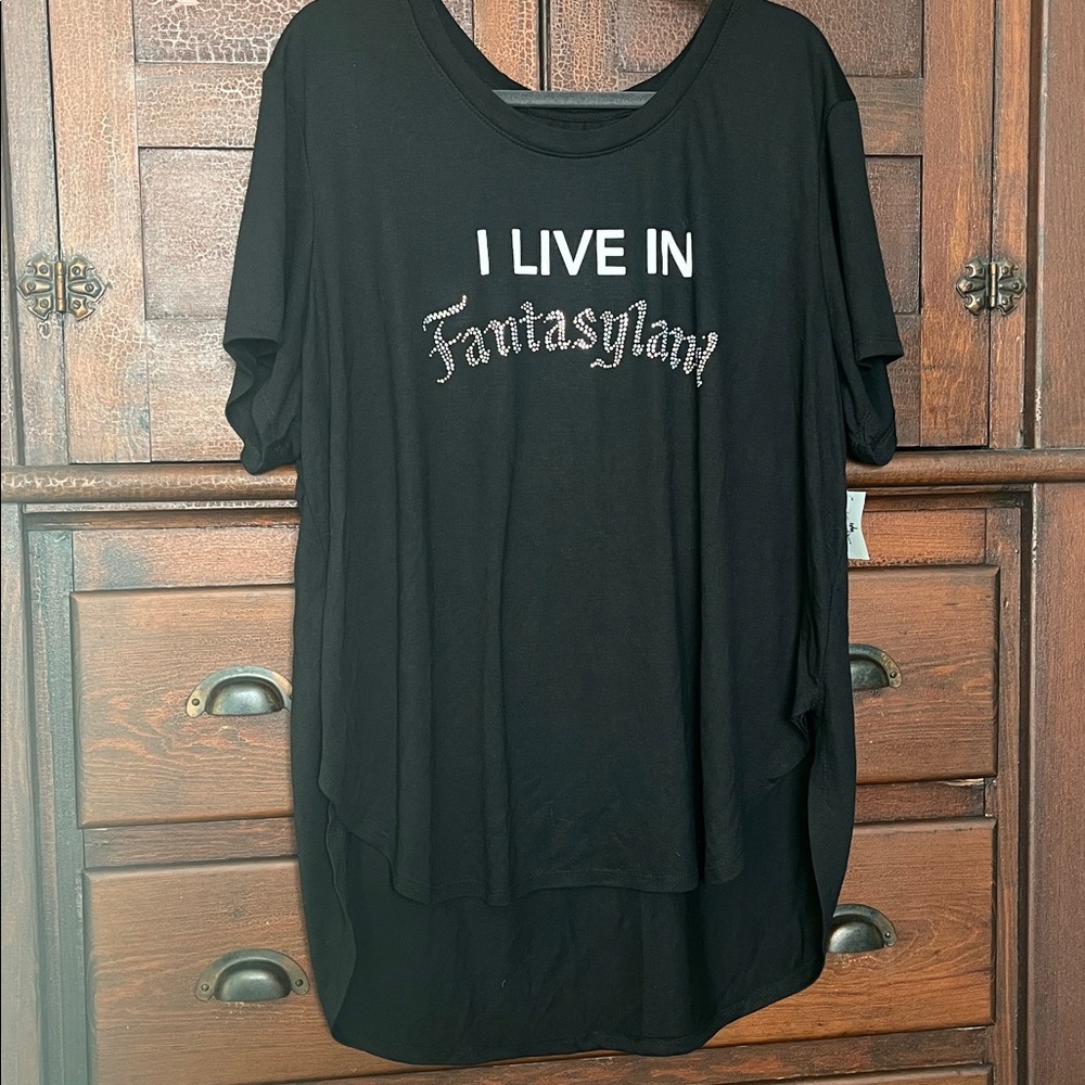 Disney 'I Live in Fantasyland' Short Sleeve Tee